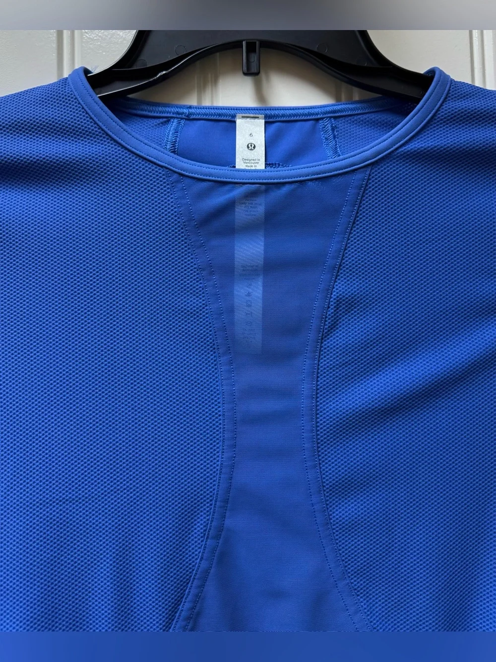 NEW NWOT WOMENS Sz 6 SMALL LULULEMON CROPPED MESH PANELLED SHIRT TOP WILD INDIGO - Picture 5 of 7